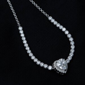 Cœur de Souffle Heart Moissanite Jewellery - Image 9