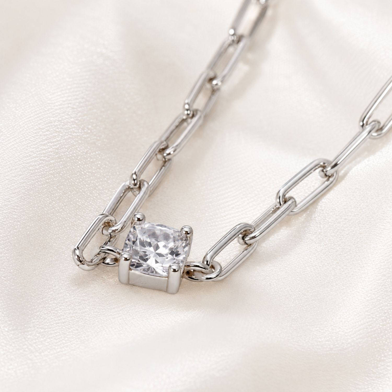 Équilibre Lueur 0.30ct Moissanite Bracelet - Image 3