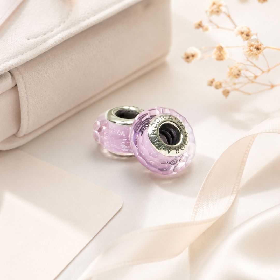 Stardust charm gift styling