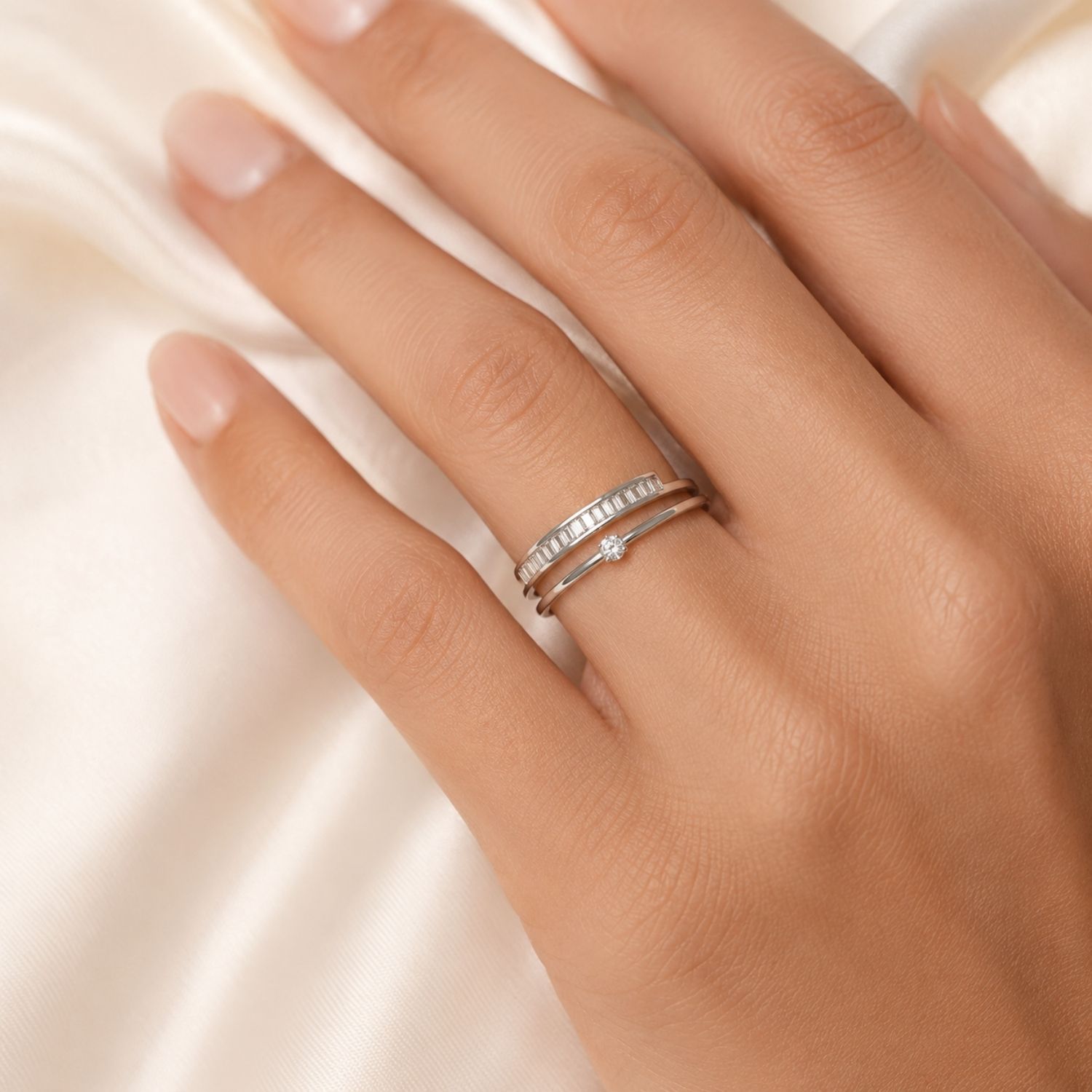 Ligne Calme Baguette Moissanite Ring - Image 6