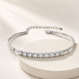 Signature de Cœur Nine-Stone Bangle Bracelet